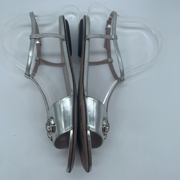 Gucci Metallic Silver leather Horsebit T strap flat sandals 38 - Picture 5 of 8